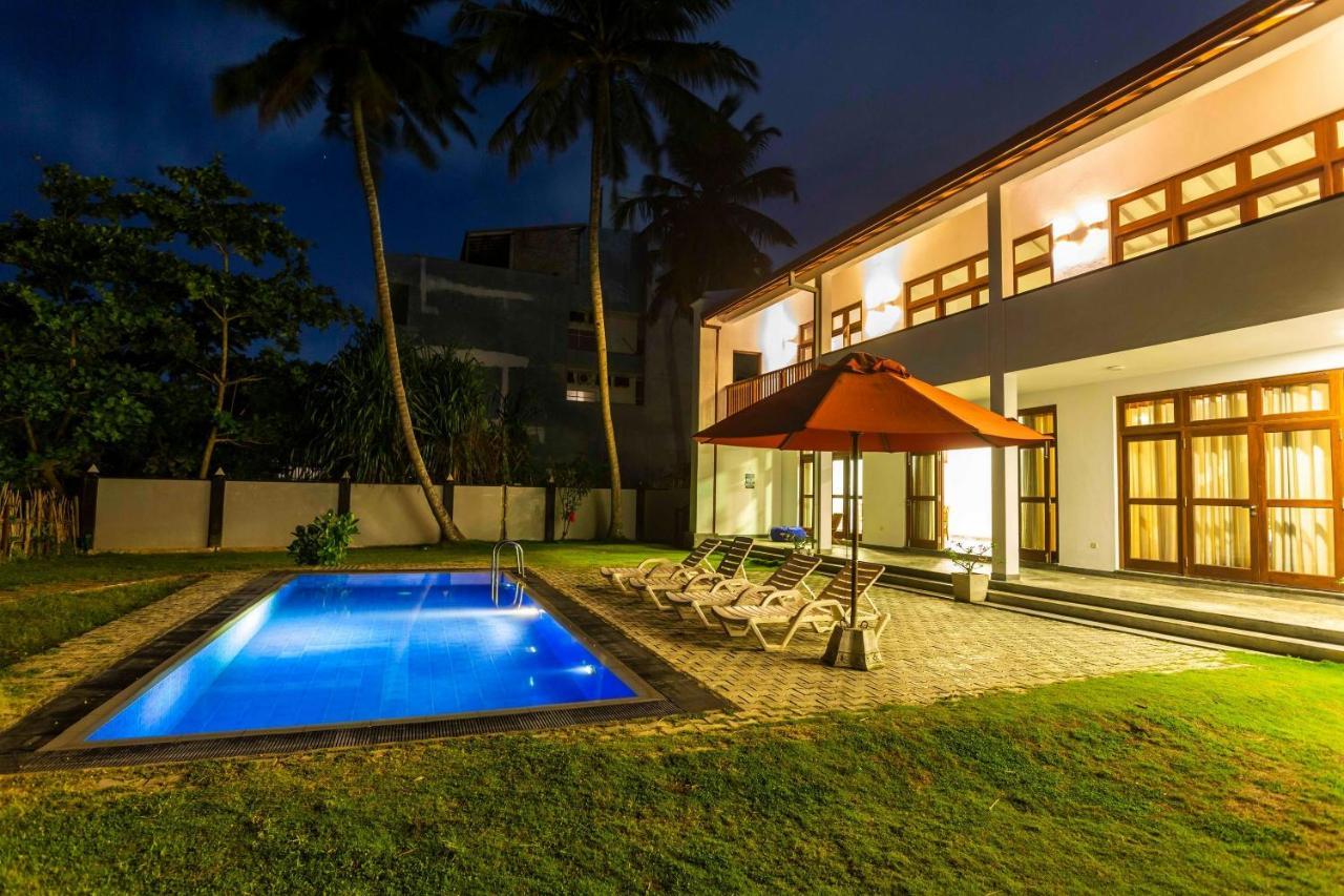 360 Surf Weligama Bay Hotell Exteriör bild