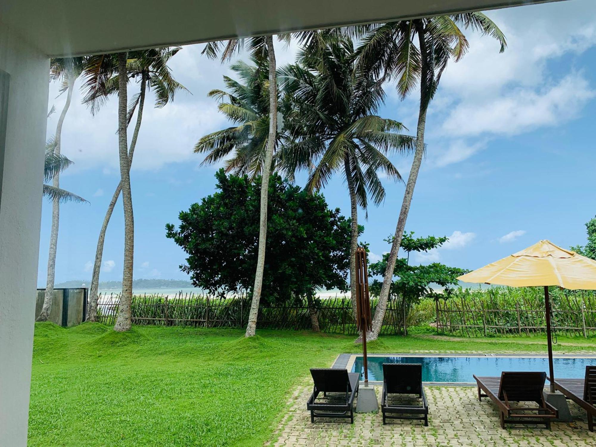 360 Surf Weligama Bay Hotell Exteriör bild